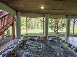 River Haven on the New River - Hot Tub & Ultimate Outdoor Space! Sleeps 6!