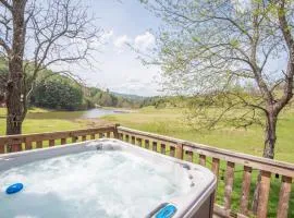 Kapena Escape on the Lake- Views, Hot Tub, Nearby River Access