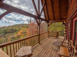 7 Bd Log Cabin Retreat- Game Rm, Hot Tub, Room for the Whole Family!, hotel v destinaci Grassy Creek
