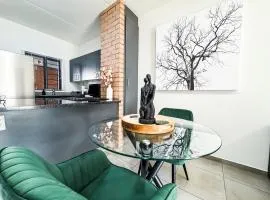 Executive Apartment at Waterfall Ridge