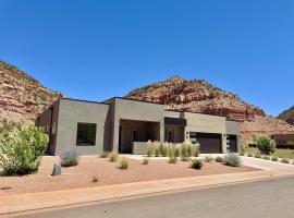 Kanab Oasis Luxury Family Home with Rooftop Deck, hotel di Kanab