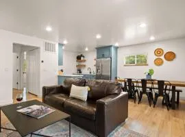 Near Downtown Stylish 2BR With Amazing Patio - 5