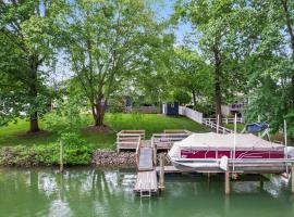 The Blue Bungalow - Stay for 8, hotel v destinaci Mayhew