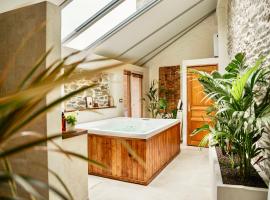 Le Pr&eacute; de la Mer Suite & SPA Privatif, hotel con spa en Querqueville