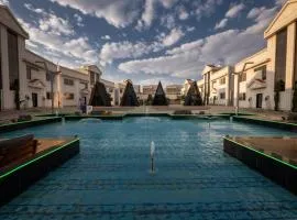 MidTown Majestic Garden Resort