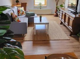 Charmante Wohnung in Saarlouis-Fraulautern, place to stay in Saarlouis