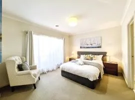 Modern Golfside Retreat