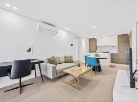 Modem One Bedroom Apartment on Northbourne Avenue