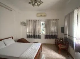 Cẩm Hương Motel