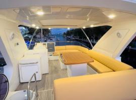 PalmBeachPoolHousefrom59PerPersonMina4PersParty, hotel in Lake Worth