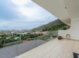 C236 Best Pool &Sea View 2BR Condo Prime Location