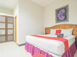 RedDoorz Near Trans Studio Mall 3, hotel in Bandung