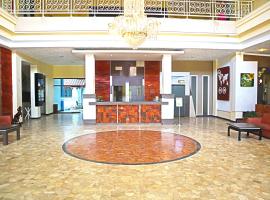 PLUM Prestige Hotel Juanda, hotel din apropiere de Aeroportul Internațional Juanda, Kalangan