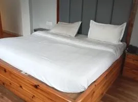 Hotel Himalayan View