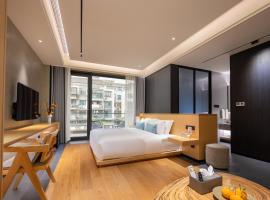 Floral Orchid House, a luxurious accommodation, hotel 