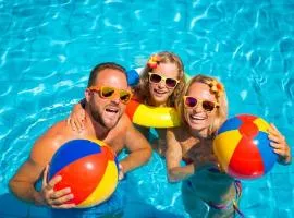 Lovely 6 Berth Caravan With Wifi At Pakefield, Suffolk 68119Bs