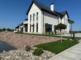 Готель з басейном та сауною Горинський, готель 