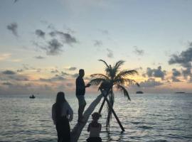 Comfy Cool Breeze by eMzaz, hotel u gradu 'Dhiffushi'