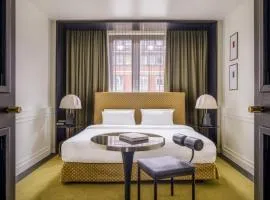 Roomers Munich, Autograph Collection
