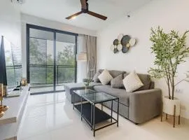 Cassia Exclusive Lake View Condo Bang Tao Beach