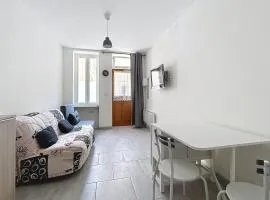 Bright studio in Coursan close to activities
