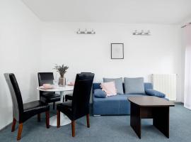 Spacious Villa Tarsis Studio in Kolobrzeg by Noclegi Renters, Hotel in Luboszyce