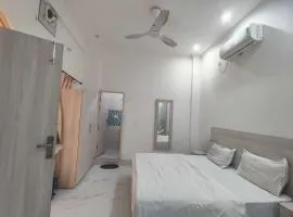 Hotel O Dehradun Railway Station Formerly Vista Express Homestay