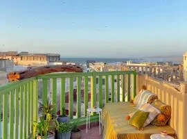 Nasma Guesthouse - Private & Cozy Apartaments