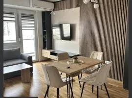 Merlyn Apartment by Sienna