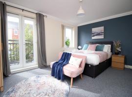 Alicia's Way by Tŷ SA, hotel i Newport