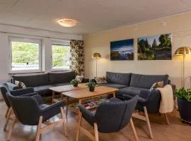 Logi Tuppen, Vandrarhem - Oskarshamns folkhögskola