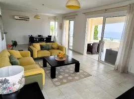Romanson Seaview Apartment