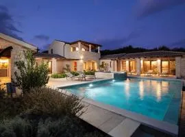 Casa Ginetto near Pula with 45 m2 and extra kids pool, wellness area and game & grill lounge