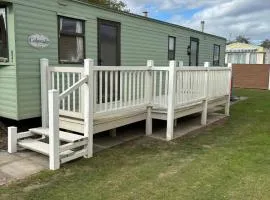 3 Bed Caravan sleeps 8