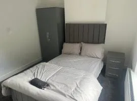 Luton Town Rooms available