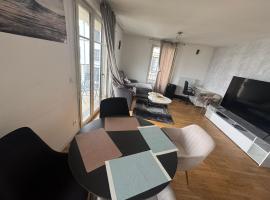 Building carré d eden, logement avec cuisine à Clamart