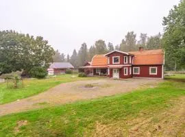 Family Friendly Villa near the Water