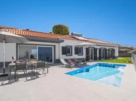 Villa Canavial by Villa Plus