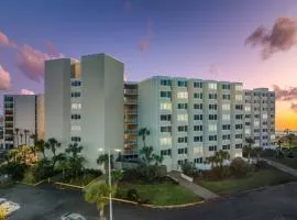 Renovated Beach Front Condo - Top Of The Gulf 302
