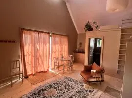 Cozy & Private Luxury Guesthouse, 30 min from Copenhagen