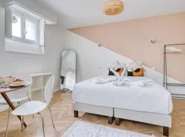 Studio climatisé au calme - proche Batignolles
