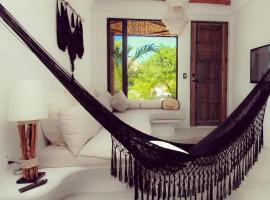 Ikal Island Garden, hotel in Isla Mujeres