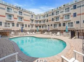 Best Pool & Hot Tub Access, Steps To Beach