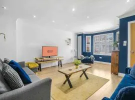 GuestReady - Charming Retreat in Trafford