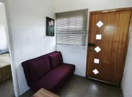 Kitnet in the center of Poá - 8 minutes on foot from the station