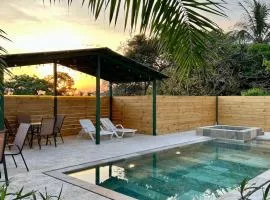 Casa Blanca Manuel Antonio B1, Central, Pool, Gated
