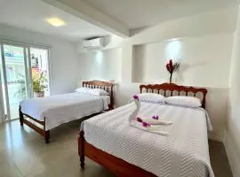 Casa Blanca Manuel Antonio A1, Central, Pool, Gated