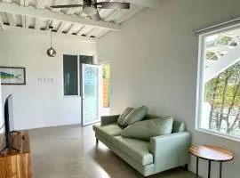 Casa Blanca Manuel Antonio A2, Central, Pool, Gated