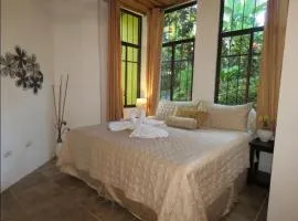 Dos Palmas1200sqft 1King 1Queen,AC,WiFi,Pool,Gated