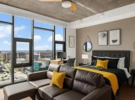 Bright n Airy Studio Perfect City Escape 9